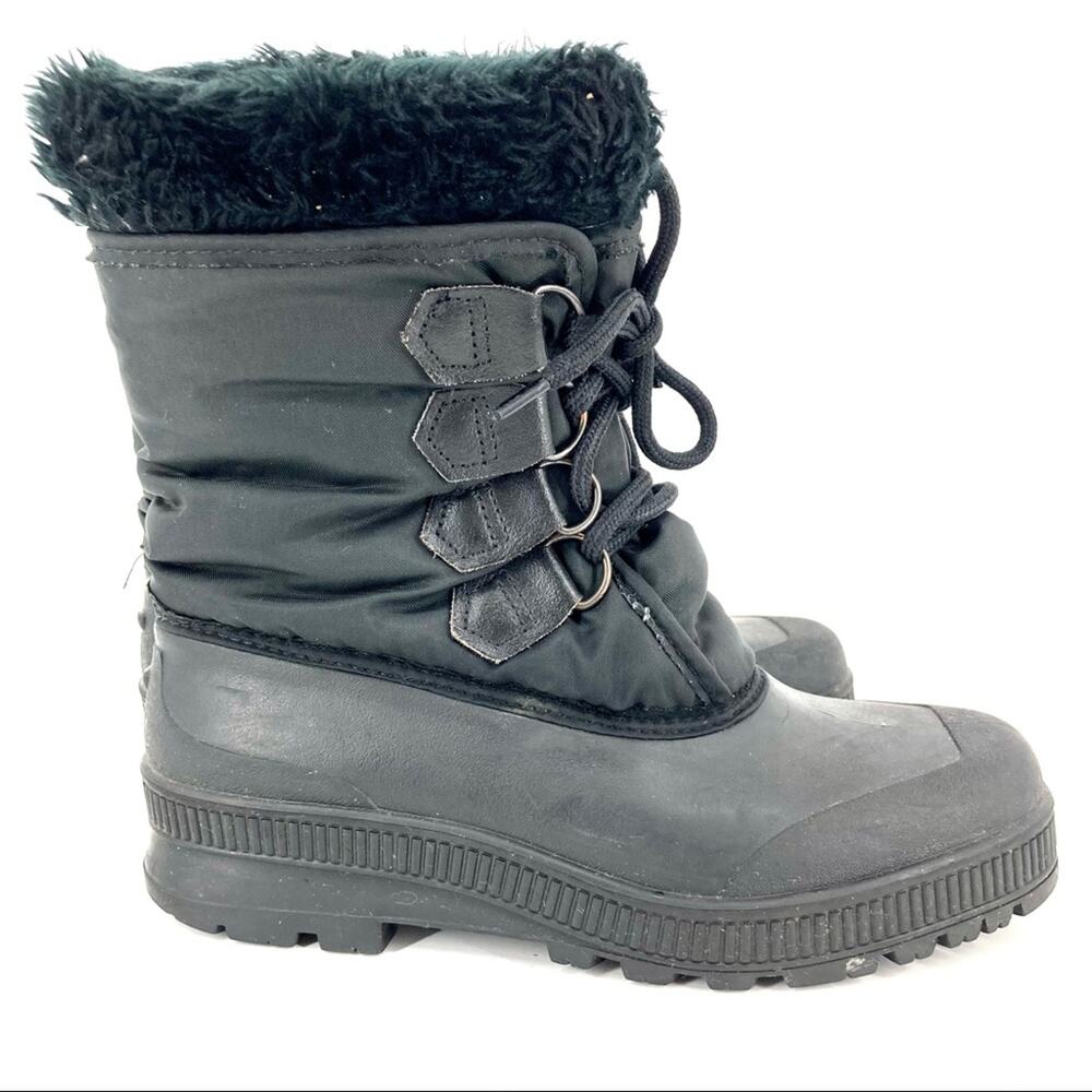 Redo Sorel: black, laced nylon shell boots with removable wool lining (8)